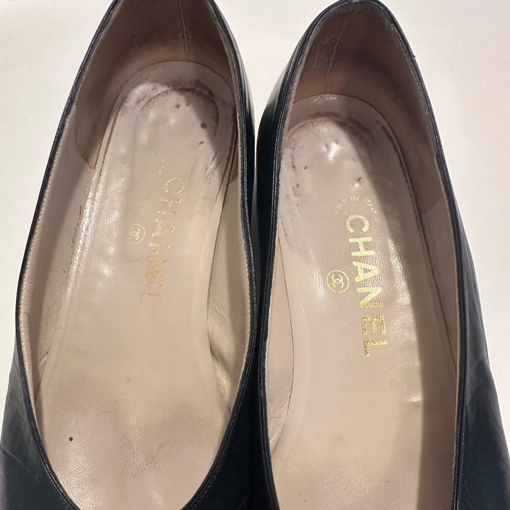 Vintage Chanel Flats- Red & Black- Size 38-38.5 - Picture 2 of 9